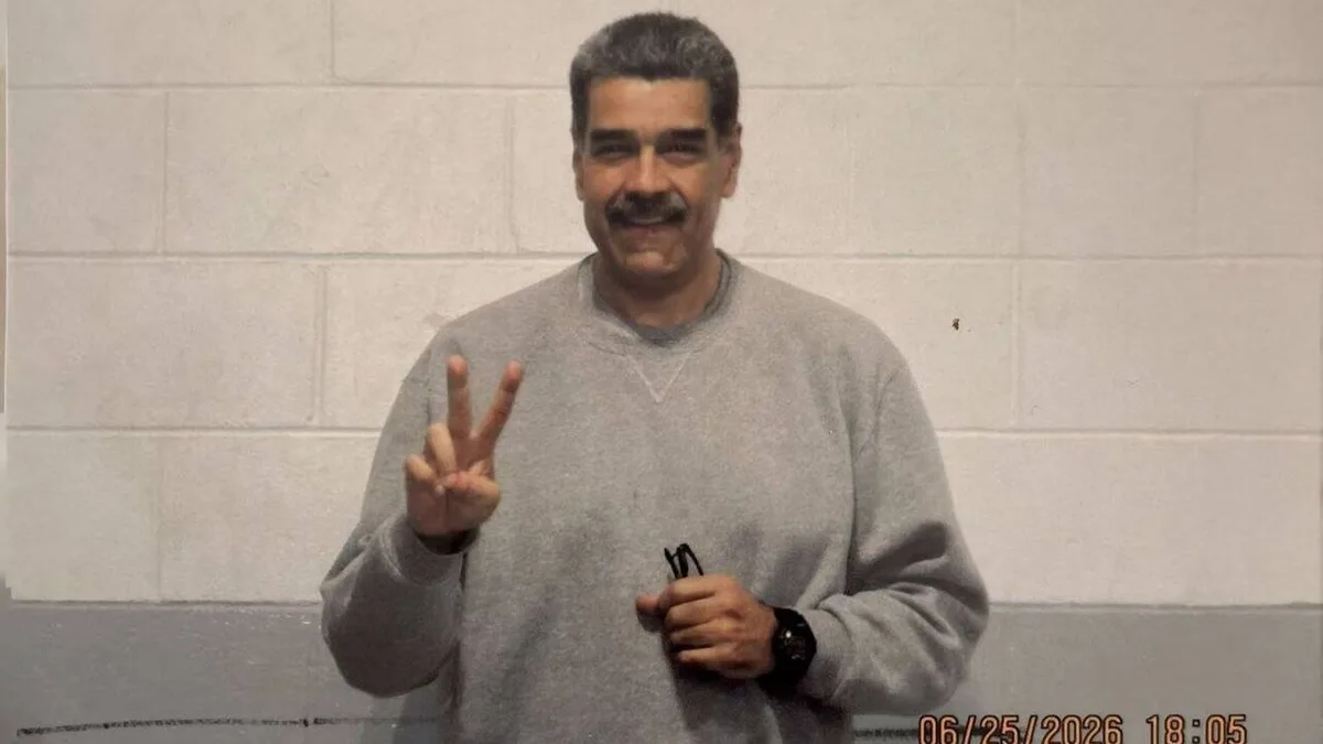 Maduro aparece en nuevas imágenes durante su encierro en Estados Unidos: "Venezuela renacerá"