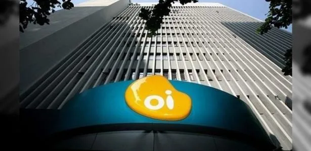 Se Oi colapsar, Anatel pode obrigar Claro, Vivo e TIM a assumirem rede