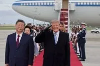Bolsas da Ásia fecham em queda com cautela antes de encontro Trump-Xi