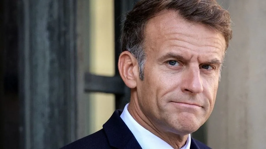 Situation géopolitique et carburants : Emmanuel Macron reçoit les principaux candidats à l'élection présidentielle