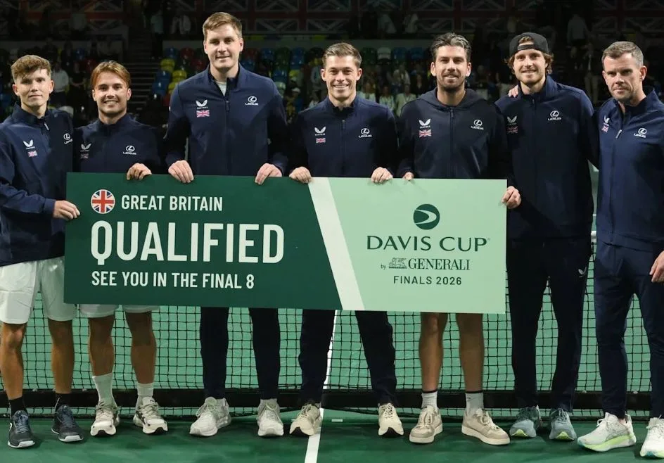 Britânicos em êxtase com brilho de novatos e dupla estrelada