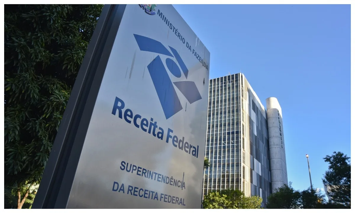 Receita Federal envia mais de 3,6 mil cartas a contribuintes com declaração retida na malha fina no PI