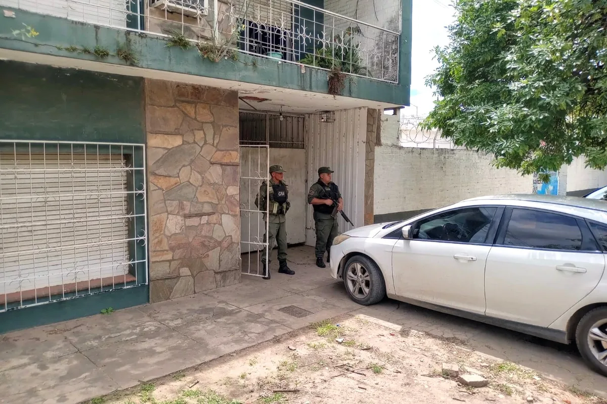 Una alerta del FBI por amenazas en ChatGPT permitió descubrir un plan para realizar tiroteos en escuelas de Chaco