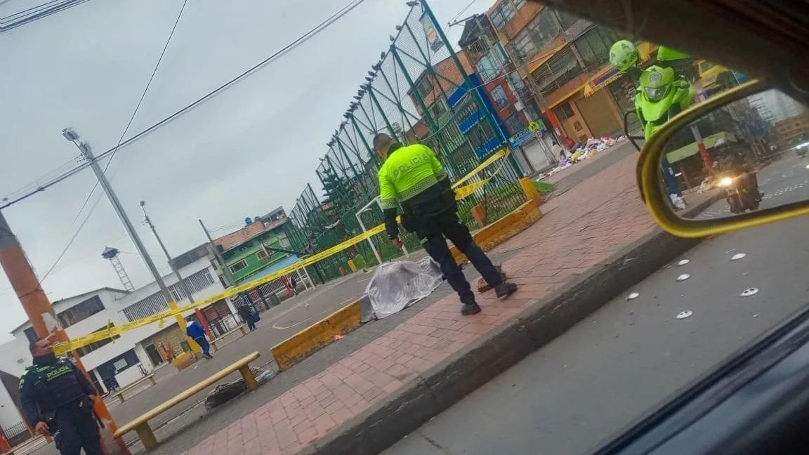 Hombre fue hallado muerto en plena vía de la localidad de Kennedy, en Bogotá: esto se sabe