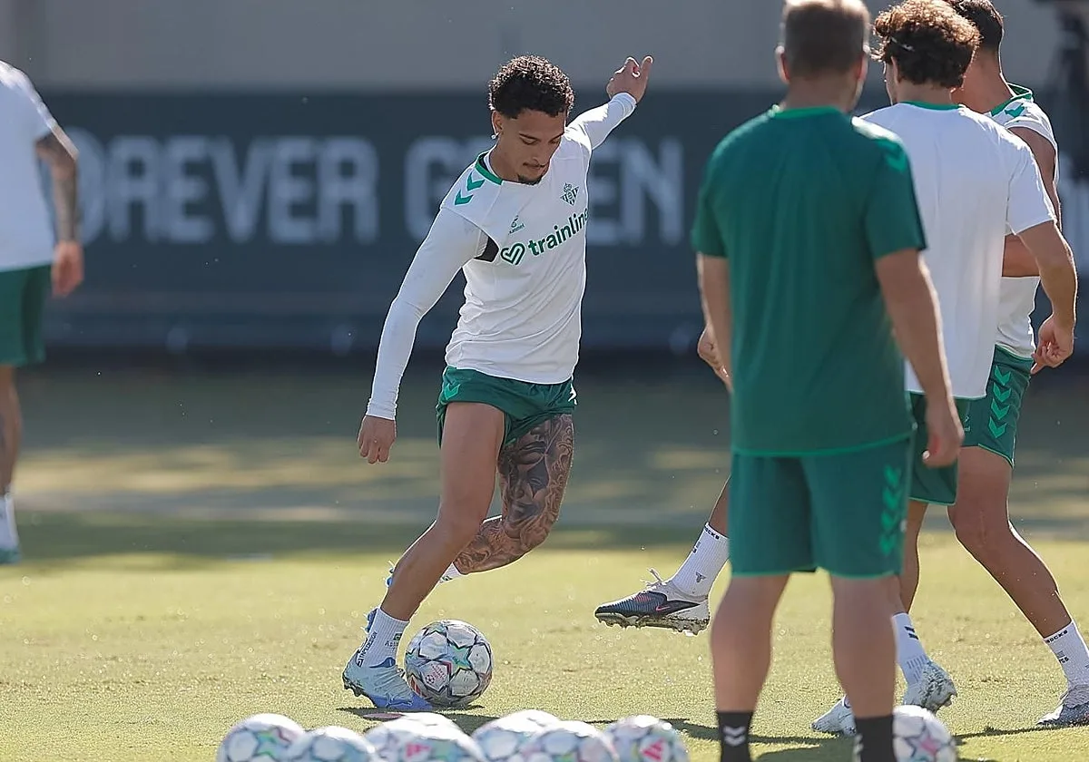 El Betis se pone de etiqueta en la Cartuja para la música de la Champions