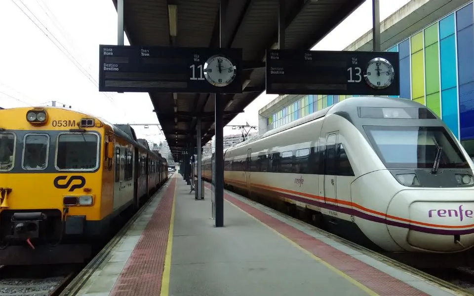 Renfe prepara entrada em Portugal após dificuldades em França