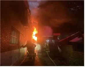 서울 강북구 빌라 화재로 80대 숨져…광진구 주택에도 불