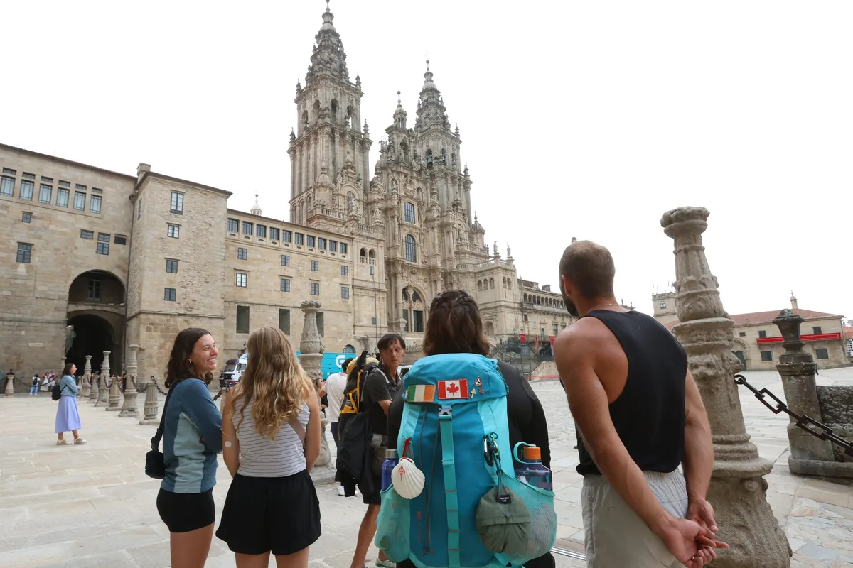 Santiago de Compostela quiere tirar a los peregrinos al pilón