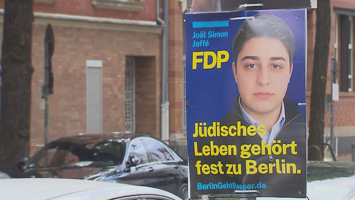 FDP-Politiker Jaffe beklagt Zerstörung seiner Wahlplakate in Berlin