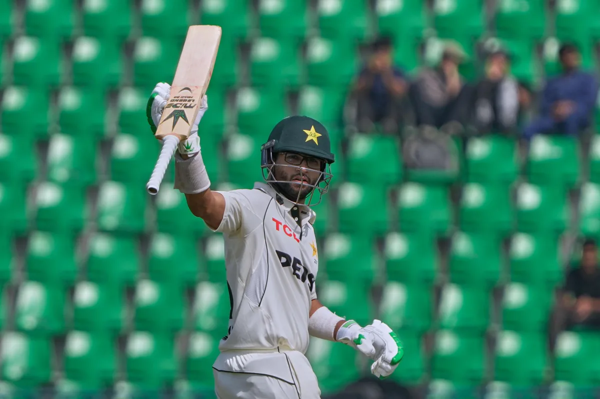PCB cracks whip as Imam-ul-Haq makes quiet return home from England quietly