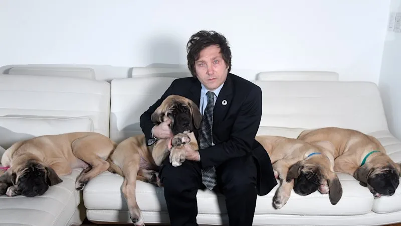 The president, his beloved dogs and the pet psychic