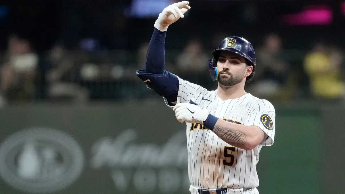 Brewers pour it on early as Garrett Mitchell leads the way in 13-9 victory over the Reds