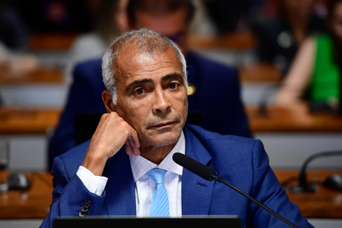 Romário na carreata de Eduardo Paes