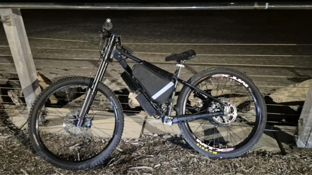 E-bike rider arrested after helicopter tracks teen across suburban Adelaide