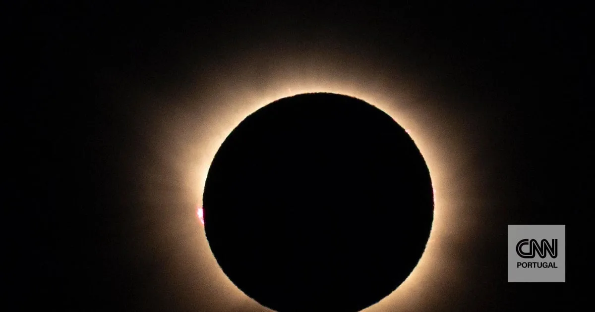 Eclipse criou uma nova febre em Espanha: apostar no número 12.826 na Lotaria de Natal