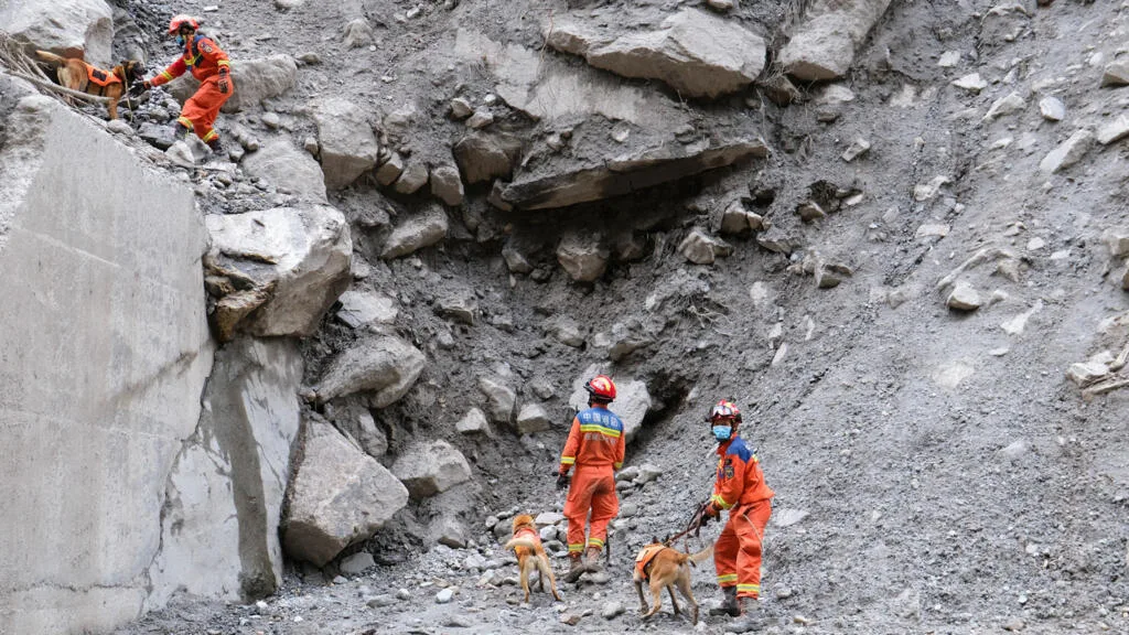 Crue dévastatrice dans l'Himalaya : des militants tibétains accusent la Chine de minimiser le bilan