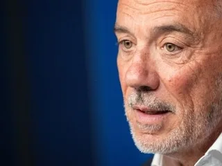 « Il est très important que les gens croient un peu en nous » : le président de l’OM lance un appel aux supporters