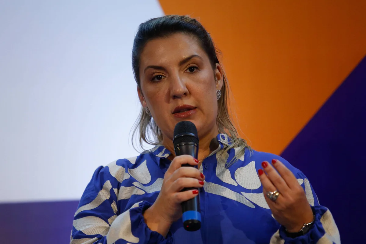 Debate sobre 6x1 é populista e inócuo, diz coordenadora na campanha de Flávio Bolsonaro