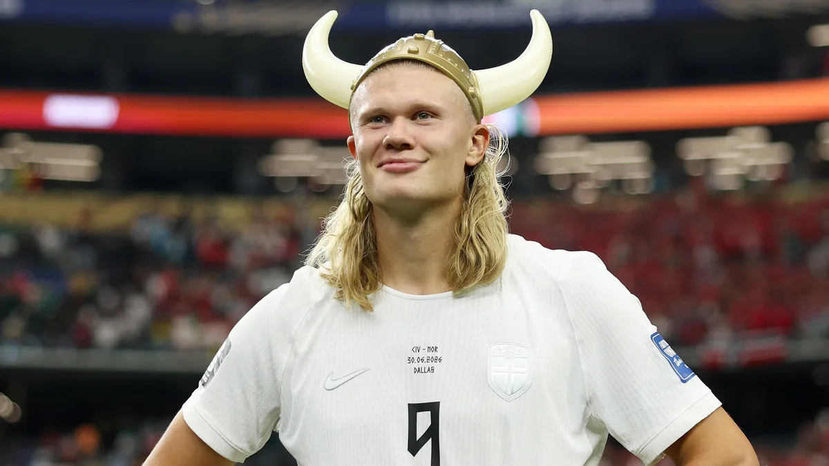 Soccer Legend Shocks Fans With Dramatic Hair Transformation