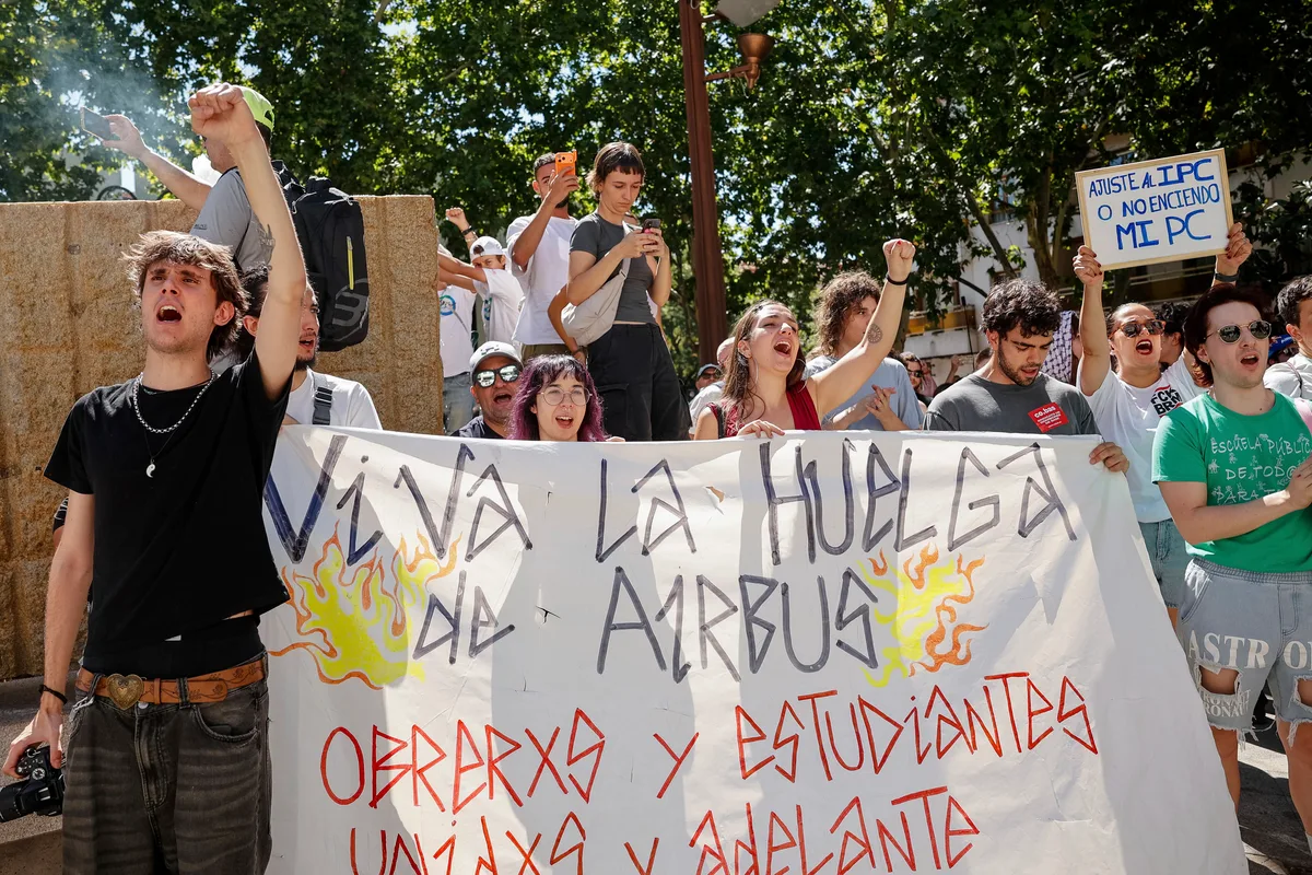 Llega el 'día d' para Airbus: empresa y plantilla acercan posturas para evitar una huelga que estalló por el teletrabajo