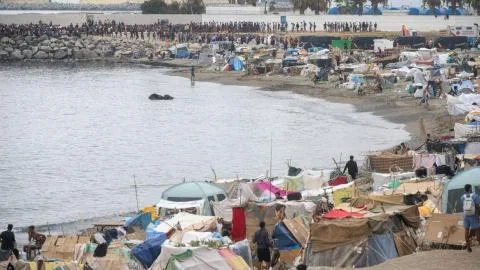 La magistrada Tardón le pide al juez de Ceuta que valore si le envía la querella presentada contra el delegado del Gobierno