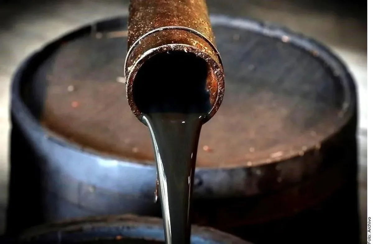 El petróleo se disparó más de 2% tras el anuncio de una nueva ofensiva económica de Estados Unidos contra Irán