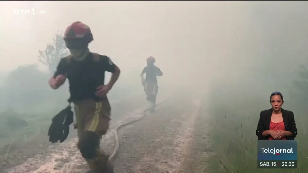 Incêndio na Bélgica já é o maior na história do país