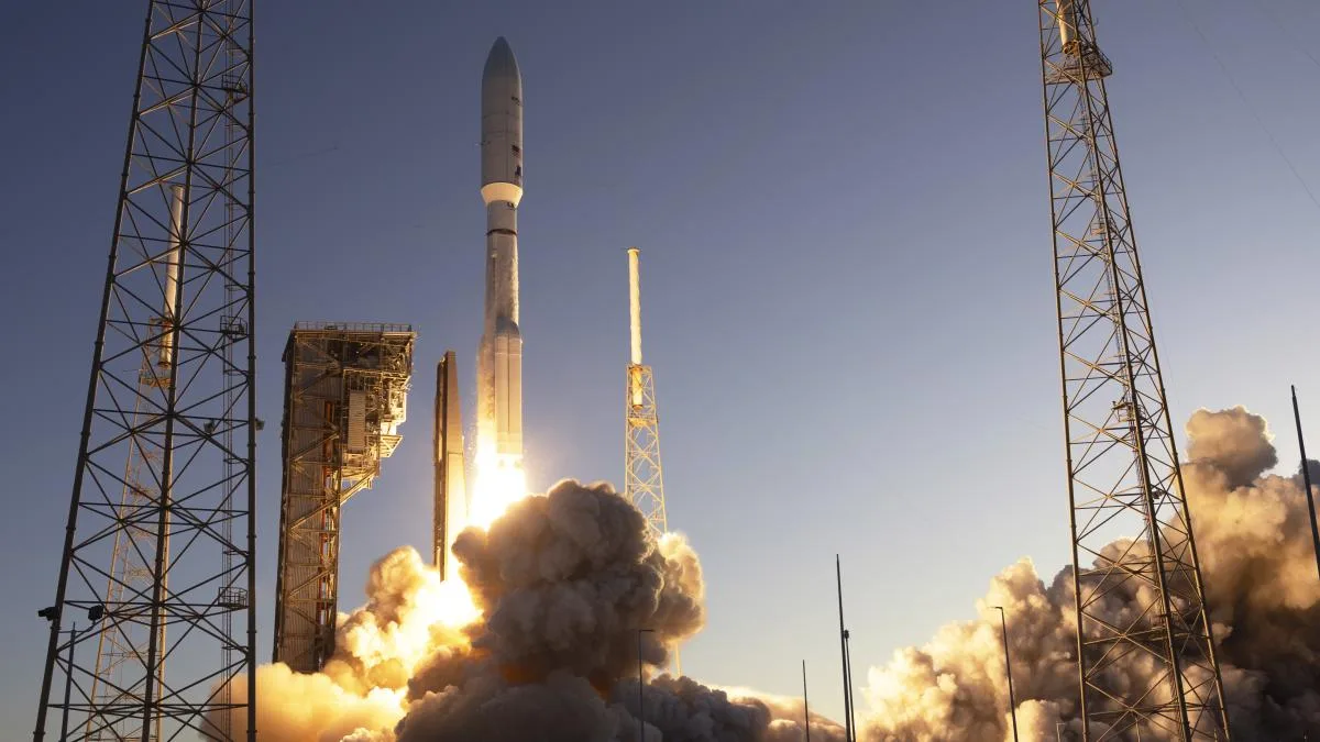 EE.UU. reconoce por primera vez que tiene armas de control espacial en órbita