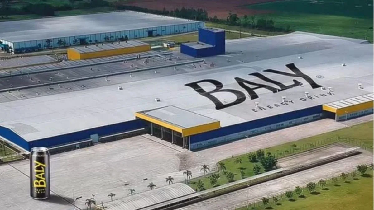 Gigante dos energéticos diversifica produção com linha de bebidas alcoólicas e lidera mercado brasileiro de gim pelo segundo mês consecutivo
