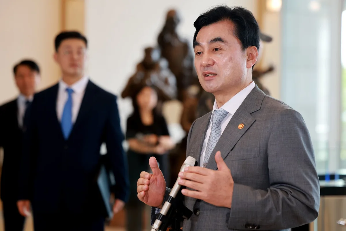 [속보]안규백 “北핵무기, 보통 80∼120개로 봐…정확한 수치언급 제한”