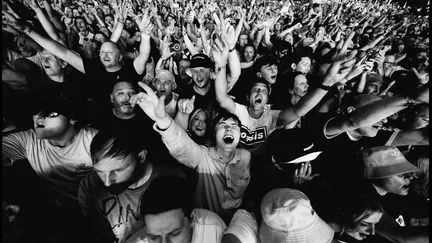 "Oasis: Don't Look Back in Anger" : un documentaire superficiel sur la tournée de 2025, sauvé par des extraits de concert percutants