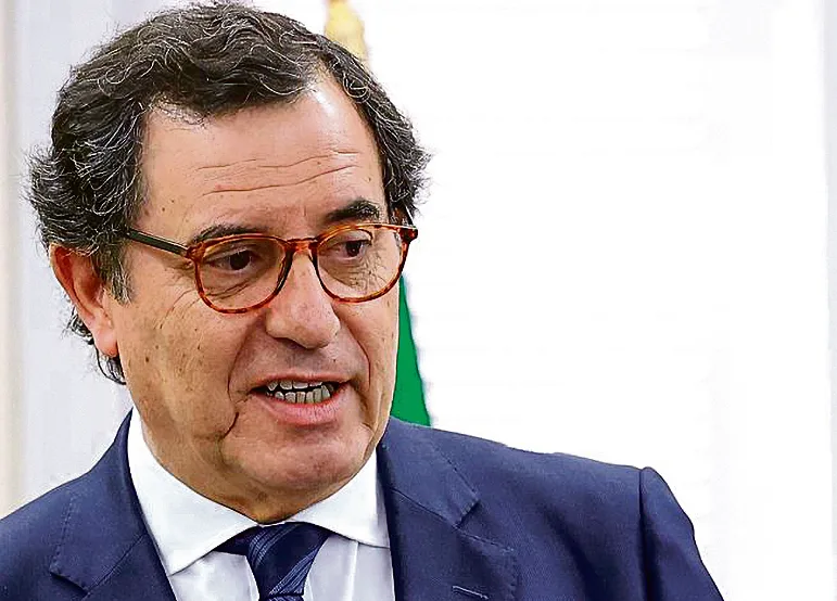 Governo inicia projeto-piloto para formar 100 mil trabalhadores em inteligência artificial