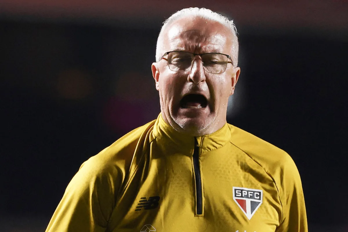 Dorival Júnior elogia entrega do São Paulo e pede constância ao elenco