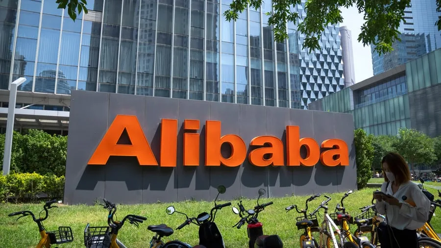 Technologiekonzern: KI-Investitionen lassen Alibaba-Gewinn einbrechen – Kurs fällt