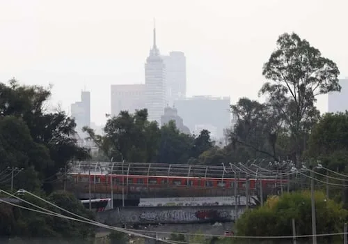 Activan Fase 1 de la Contingencia Ambiental en el Valle de México; estos autos no circulan el domingo 13 de septiembre