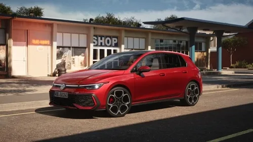 '일상서 즐기는 고성능' 골프 GTI 50주년…누적 230만대 팔렸다