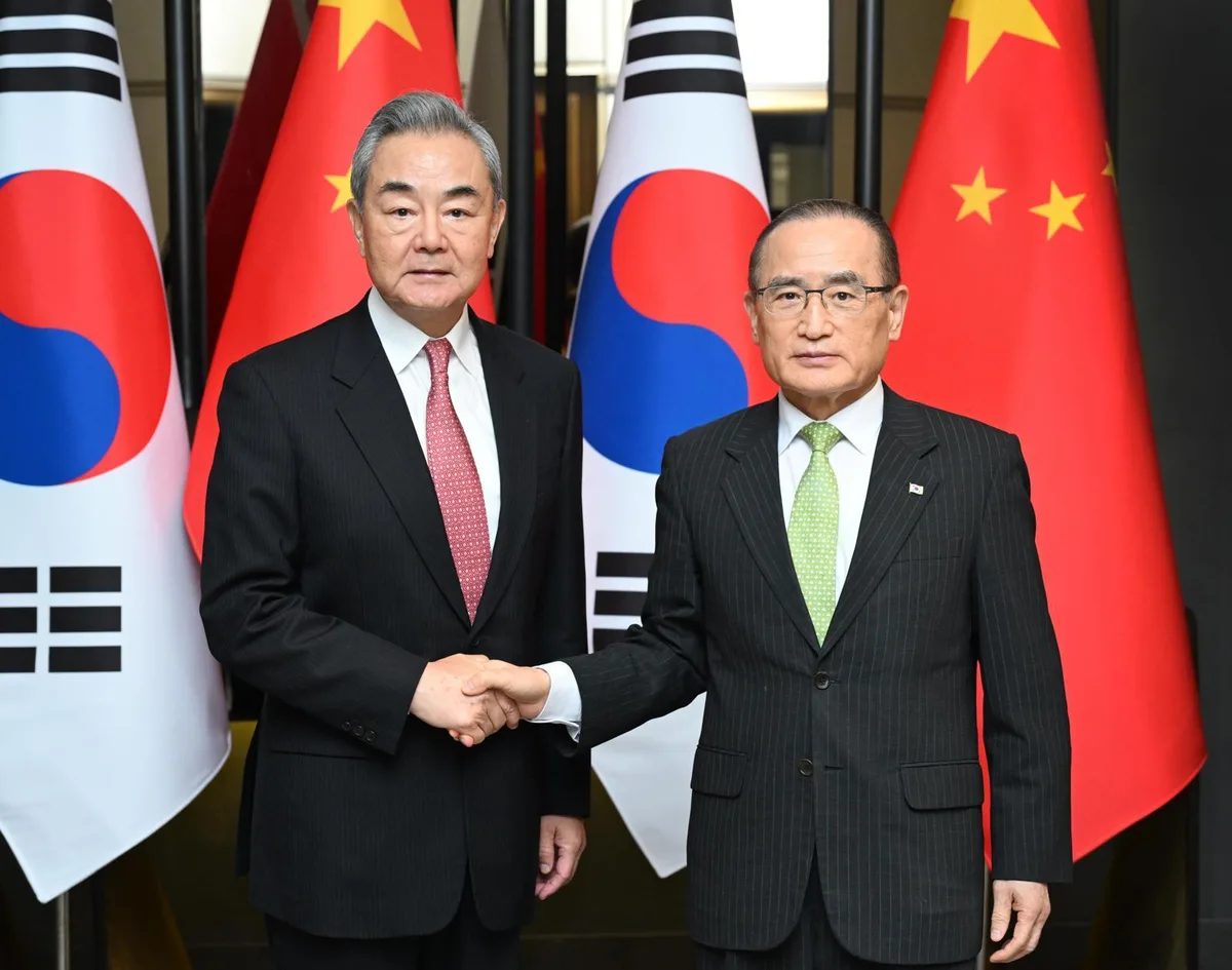 위성락·왕이 ‘짜장면 오찬’…한중 안보실장급 채널 5년만에 복원