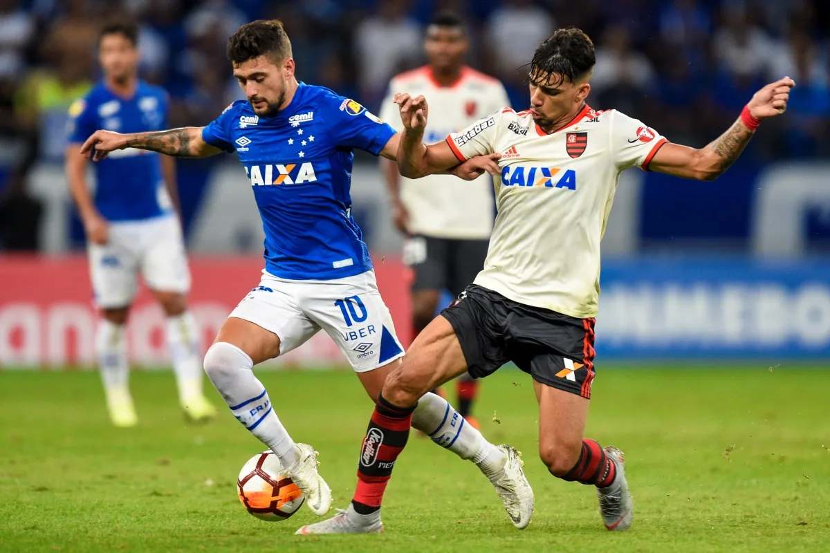 Relembre único encontro entre Cruzeiro e Flamengo pela Libertadores