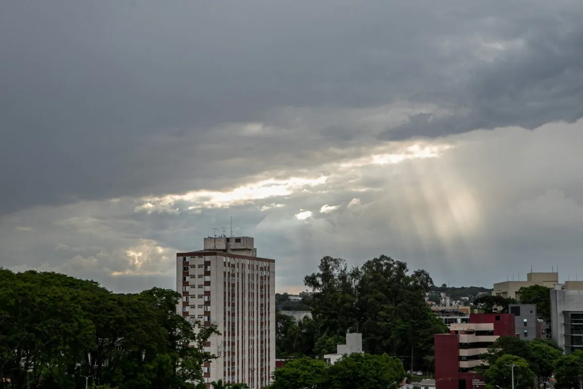 Temperaturas devem subir após os temporais, aponta Simepar