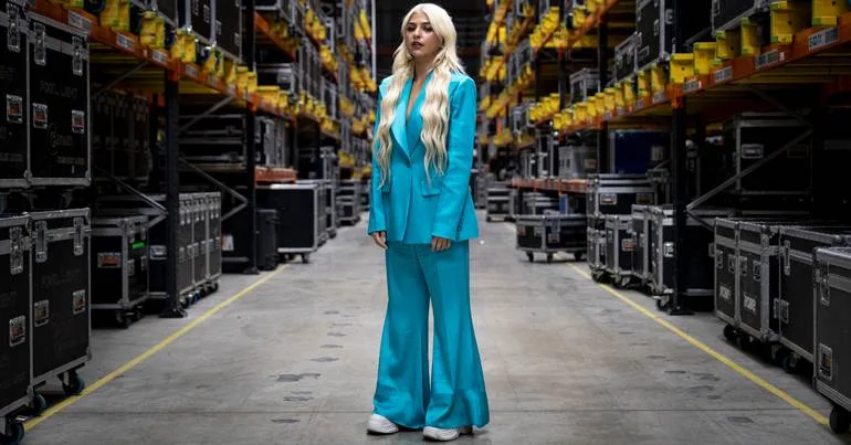 Bárbara Bandeira inicia em dezembro nova digressão acústica
