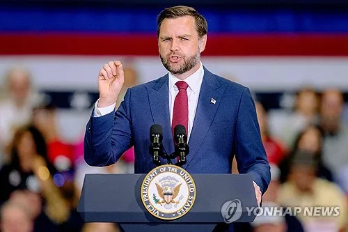 밴스 "아내 이름 들먹이지 말라"…美중간선거 네거티브 격화