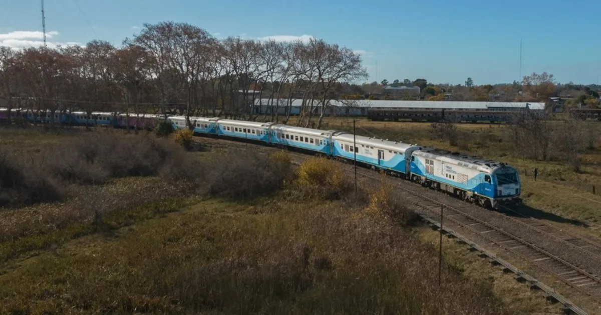 El Tren Sarmiento sumó paradas al servicio diferencial: cuáles son los horarios y cuánto cuesta