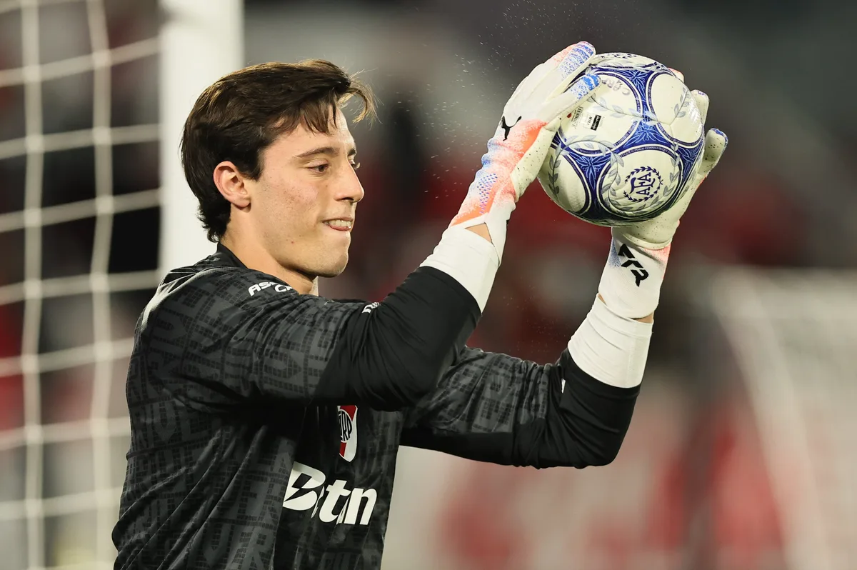 Santiago Beltrán, de un comienzo casi ideal en River y el llamado a la selección a un futuro incierto