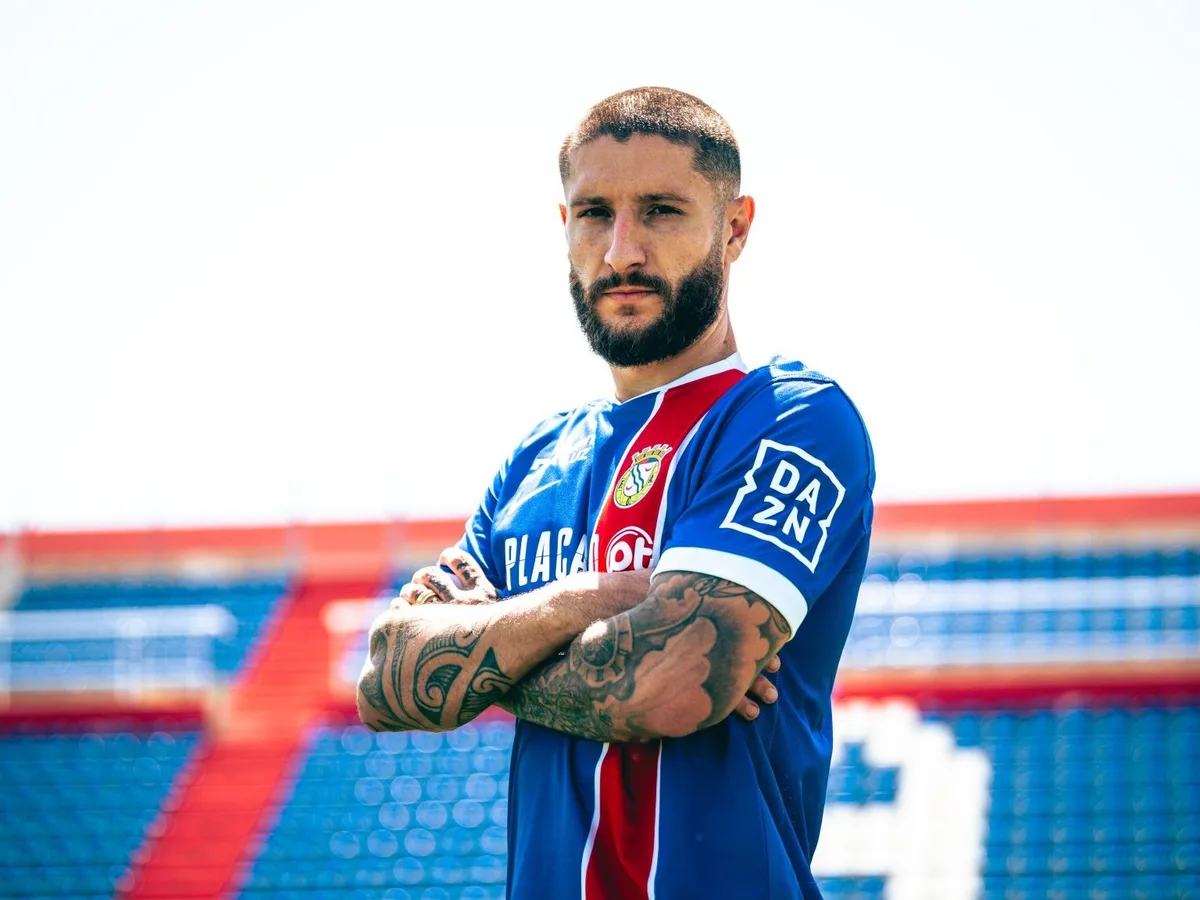 Zé Rafael rebate torcedor do Santos: "Vou passar bem longe desse lugar sem sentir saudade"