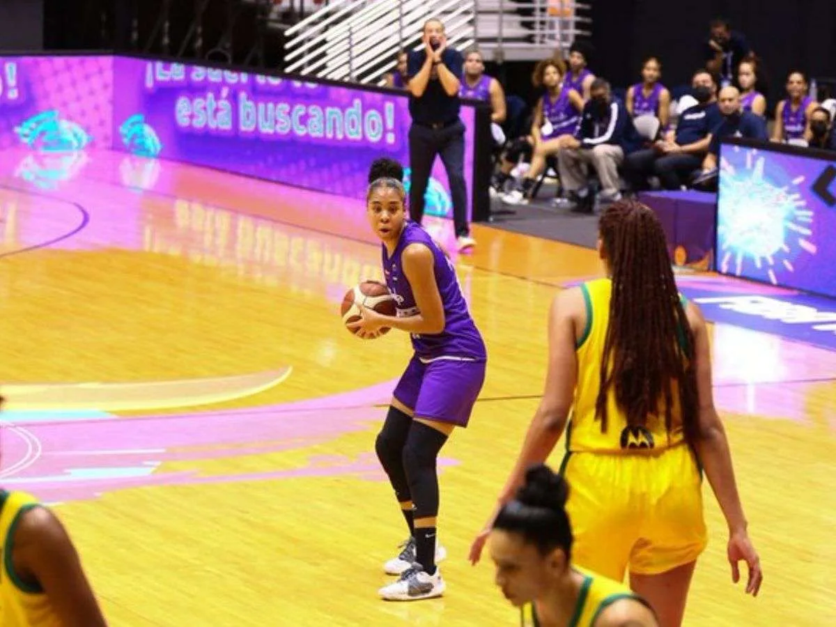 Estefani Fajardo vestirá la camiseta del Sheffield Hatters