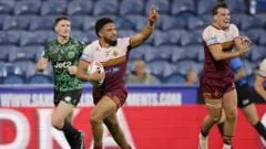 Huddersfield upset Leigh with five-try win