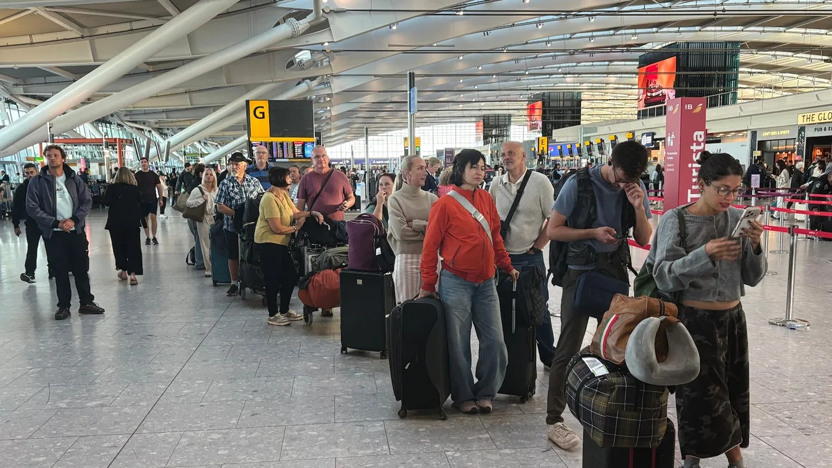 UK air traffic controller blames a millisecond-software glitch for flight cancellations