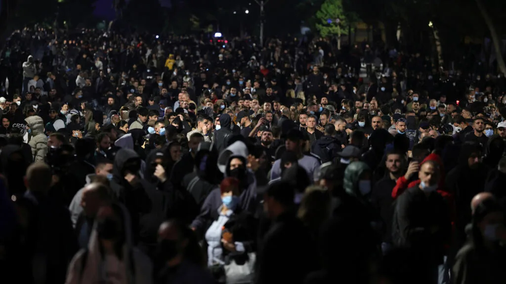 Albanie: d'une ampleur inédite, la protestation anti-pouvoir monte d'un cran