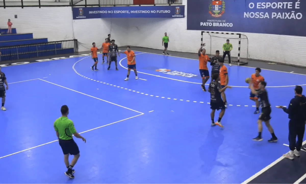 Pato vence Itajaí e conquista primeira vitória na Liga Nacional de Handebol