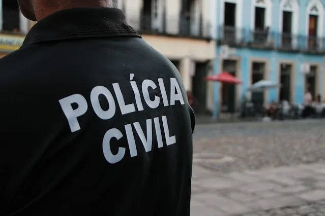 Homem é preso após esfaquear a própria mãe em cidade baiana